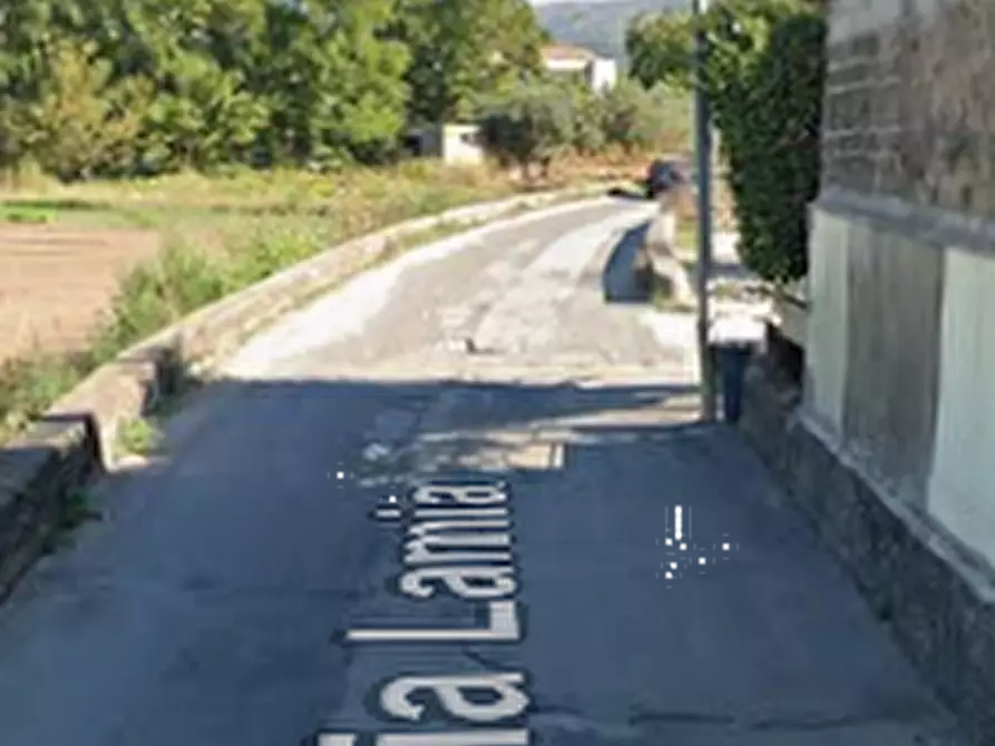 Immagine 5 di Terreno agricolo in vendita  in Via Lamia a Maddaloni