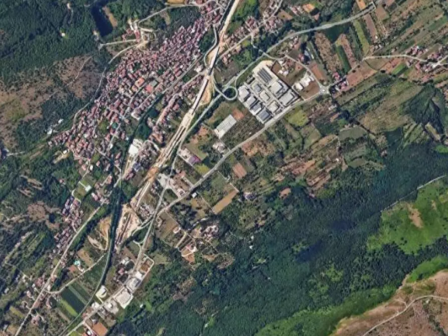 Immagine 5 di Garage in vendita  in Viale Carlo III di Borbone a Valle Di Maddaloni