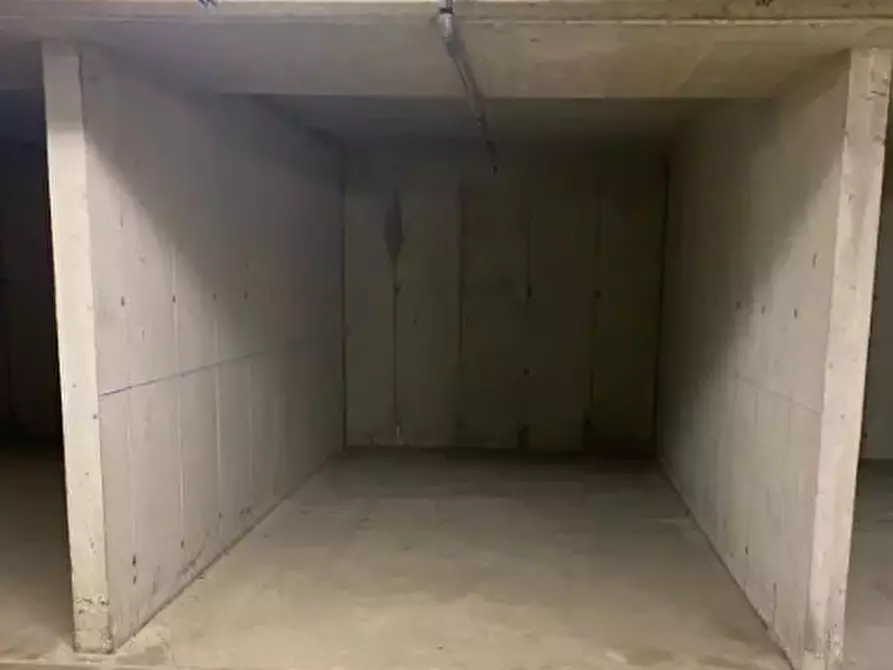 Immagine 5 di Stabile in vendita  in Via Guglielmo Marconi  a Verdello
