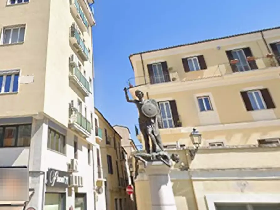Immagine 1 di Ufficio in vendita  in Piazza Giacomo Matteotti a Chieti