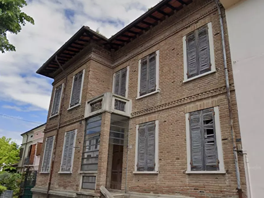 Immagine 1 di Negozio in vendita  in Via Roma a Magnacavallo