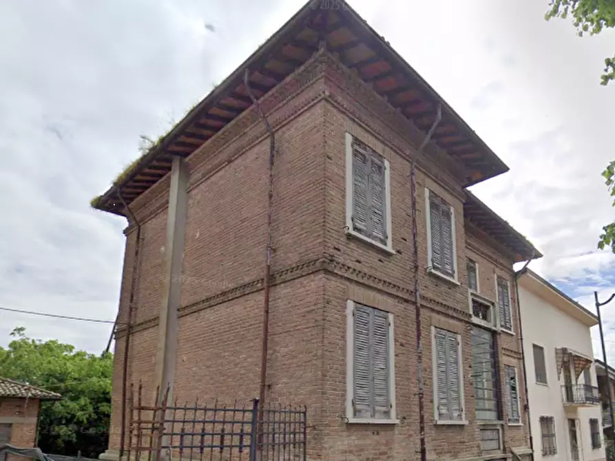 Immagine 3 di Negozio in vendita  in Via Roma a Magnacavallo