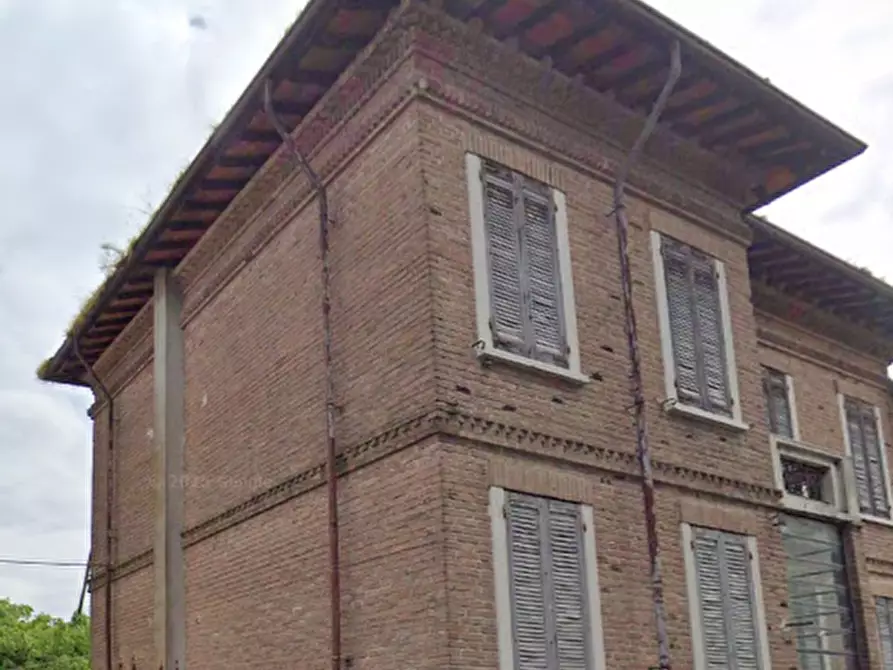 Immagine 6 di Negozio in vendita  in Via Roma a Magnacavallo