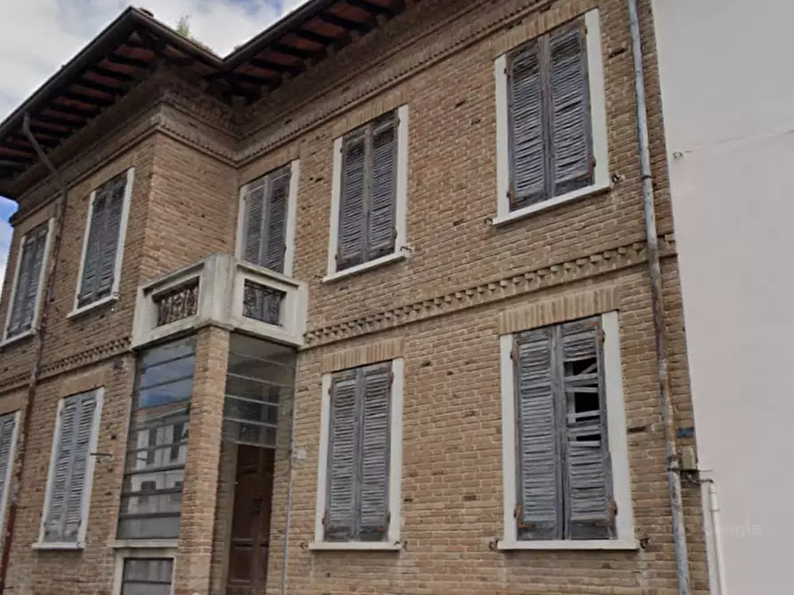 Immagine 9 di Negozio in vendita  in Via Roma a Magnacavallo