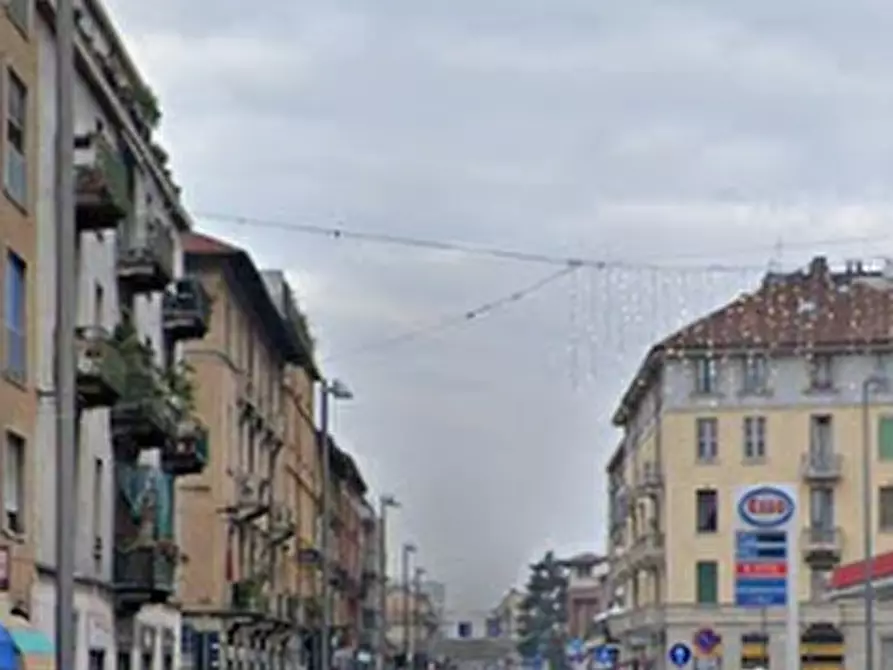 Immagine 2 di Garage in vendita  in Via Carlo Imbonati a Milano
