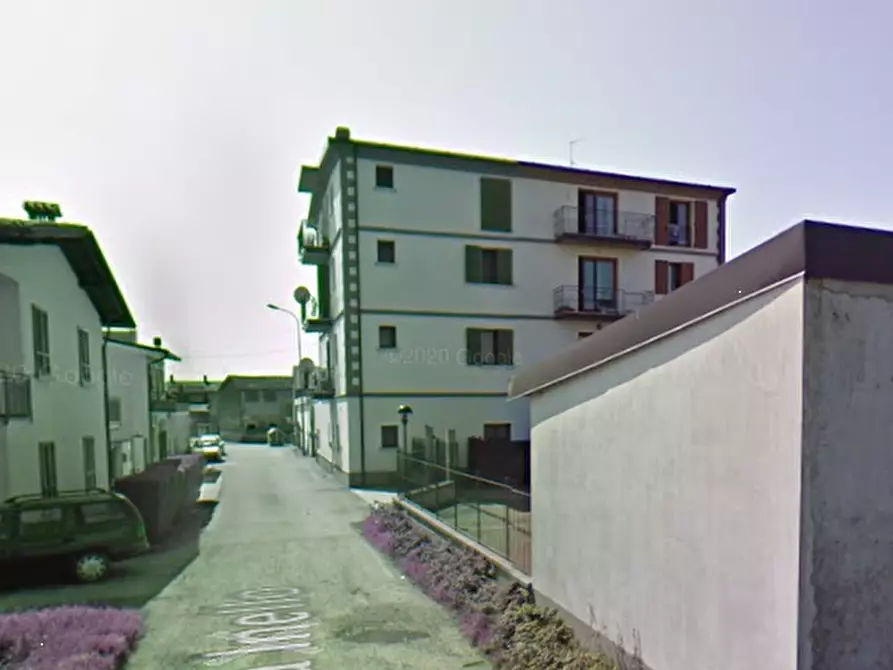 Immagine 9 di Posto auto in vendita  in Via Inello a Orzinuovi