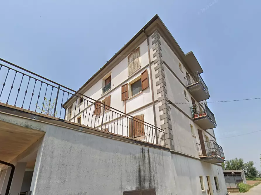 Immagine 12 di Posto auto in vendita  in Via Inello a Orzinuovi