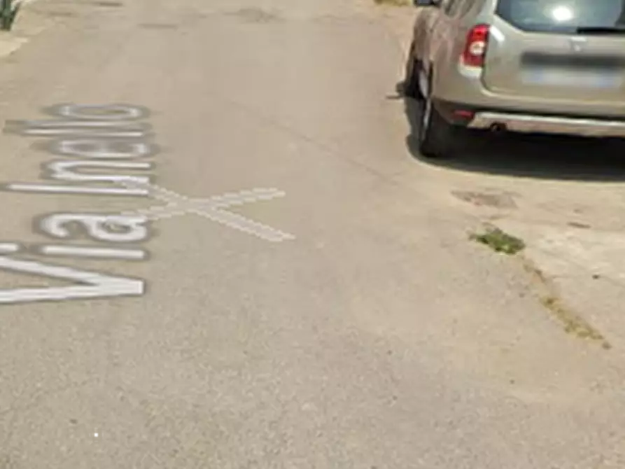 Immagine 15 di Posto auto in vendita  in Via Inello a Orzinuovi