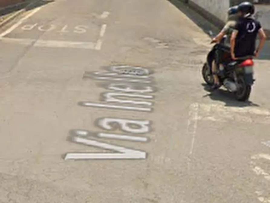 Immagine 16 di Posto auto in vendita  in Via Inello a Orzinuovi