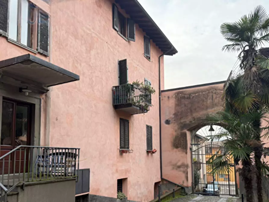 Immagine 2 di Appartamento in vendita  in Via Largo Ochi a Capriolo