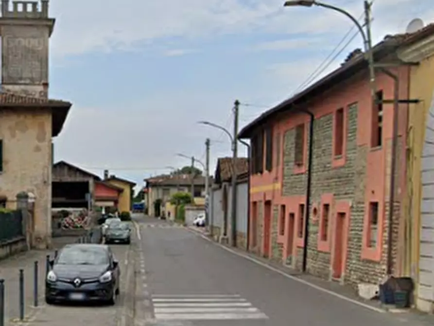 Immagine 9 di Appartamento in vendita  in Via Cesare Battisti  a Torbole Casaglia