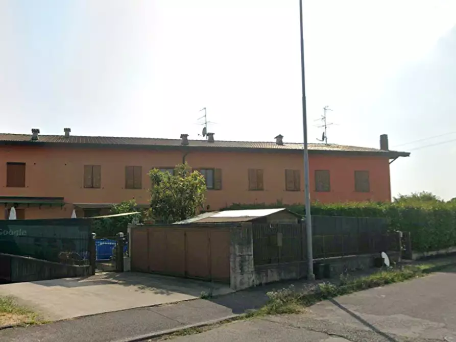 Immagine 5 di Appartamento in vendita  in Via Colombara del Bosco a Capriolo