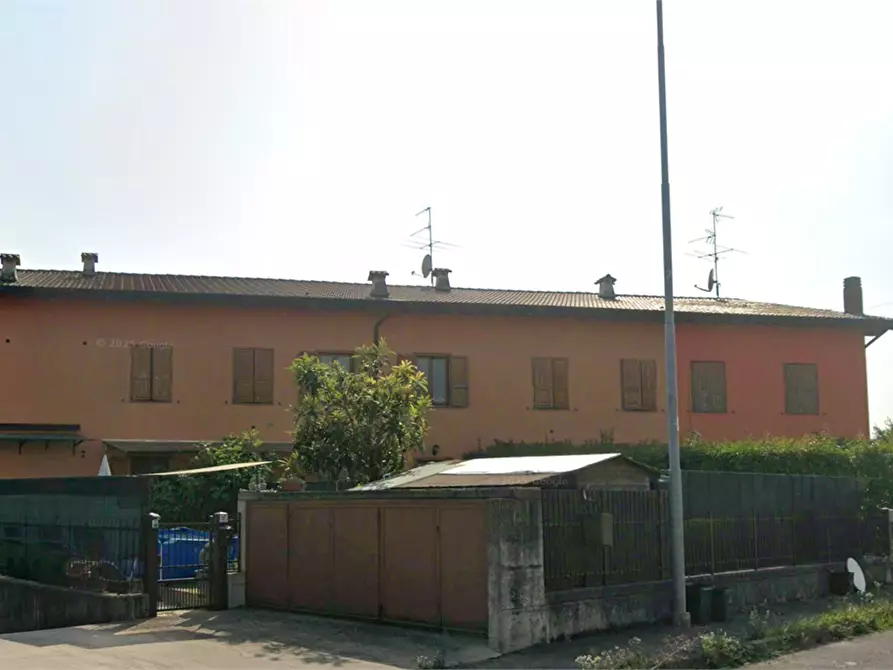 Immagine 6 di Appartamento in vendita  in Via Colombara del Bosco a Capriolo