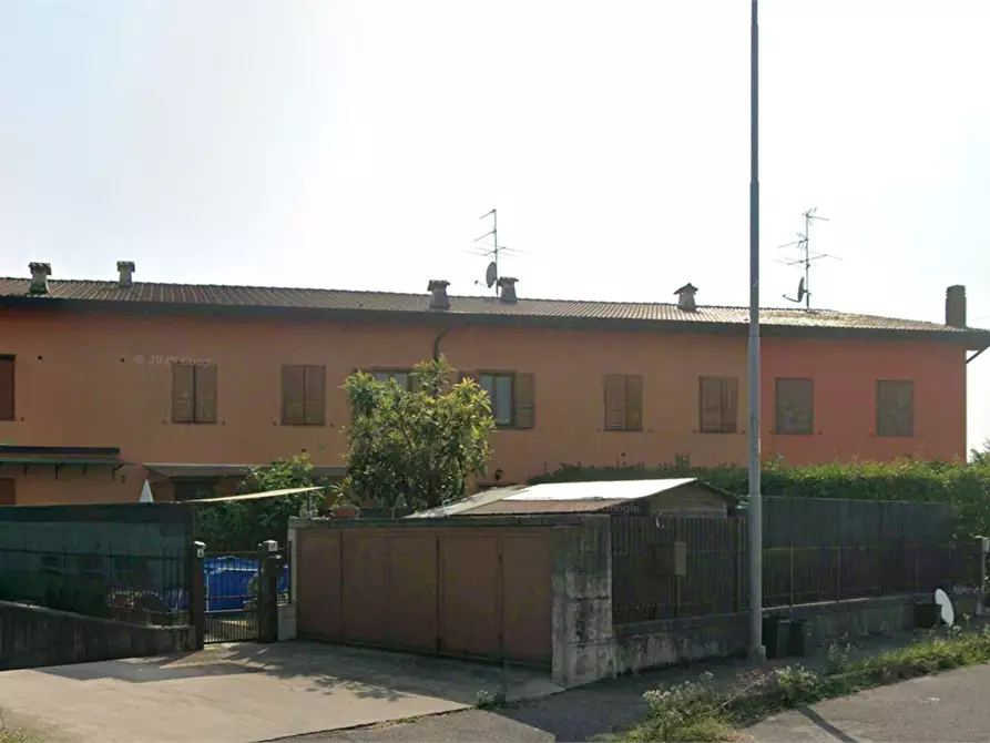 Immagine 11 di Appartamento in vendita  in Via Colombara del Bosco a Capriolo