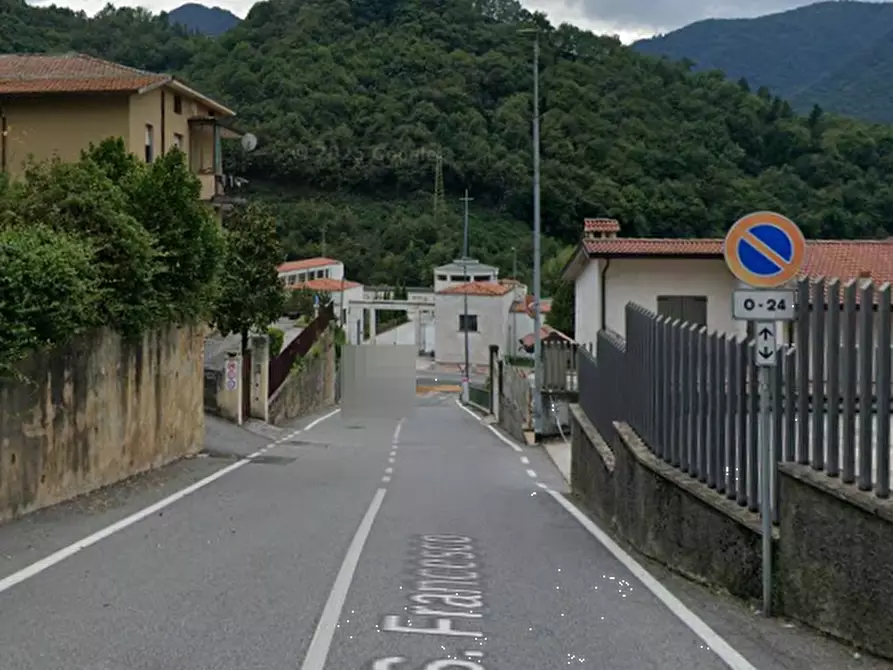 Immagine 2 di Magazzino in vendita  in Via san francesco a Lumezzane