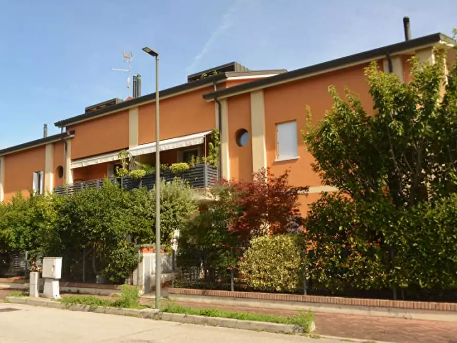 Immagine 7 di Appartamento in vendita  in Via Monsignor Bacchion a Istrana
