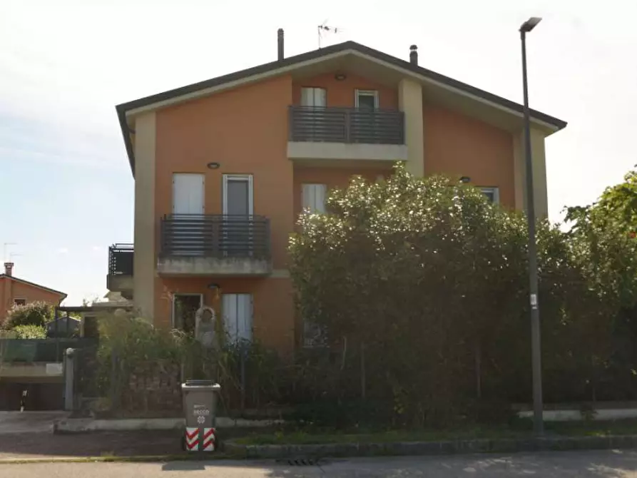 Immagine 12 di Appartamento in vendita  in Via Monsignor Bacchion a Istrana