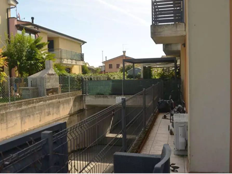 Immagine 18 di Appartamento in vendita  in Via Monsignor Bacchion a Istrana