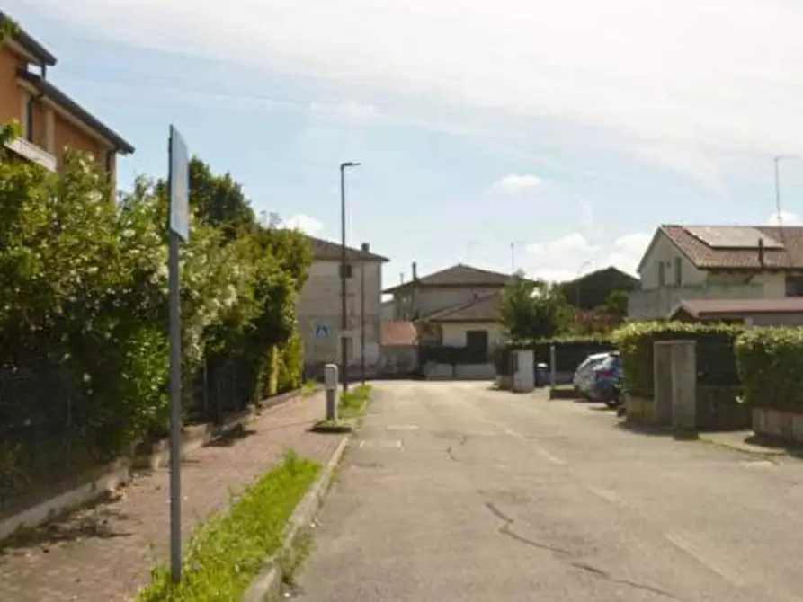Immagine 27 di Appartamento in vendita  in Via Monsignor Bacchion a Istrana