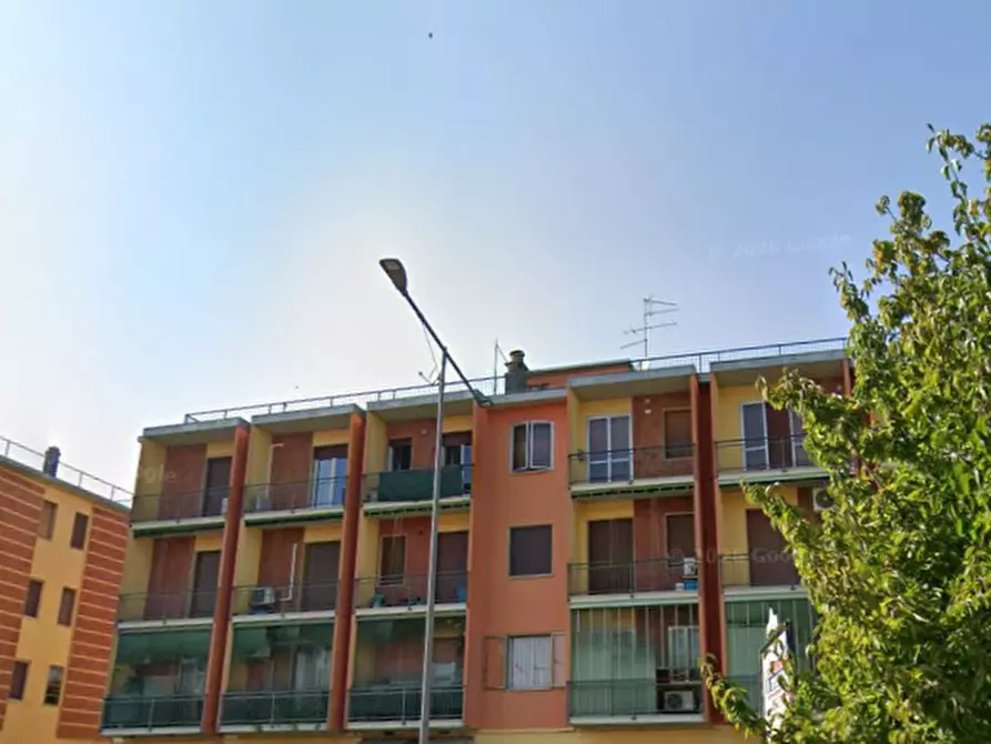 Immagine 4 di Appartamento in vendita  in Viale delle Medaglie d'Oro a Mantova