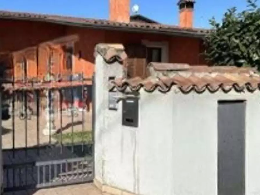 Immagine 4 di Villetta a schiera in vendita  in Via Donatori del Sangue  a Trenzano