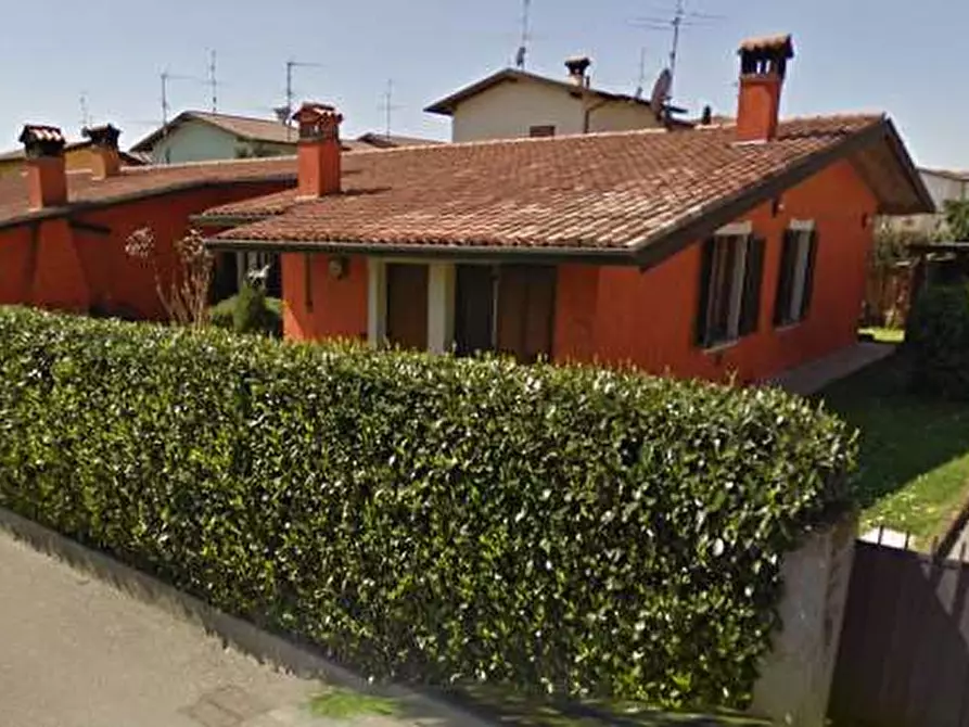 Immagine 5 di Villetta a schiera in vendita  in Via Donatori del Sangue  a Trenzano