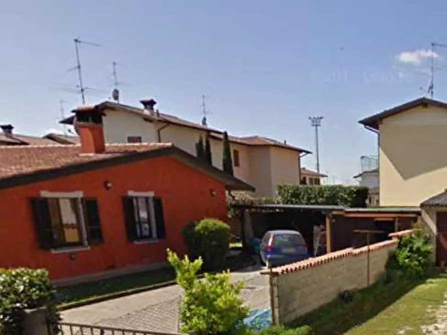 Immagine 6 di Villetta a schiera in vendita  in Via Donatori del Sangue  a Trenzano