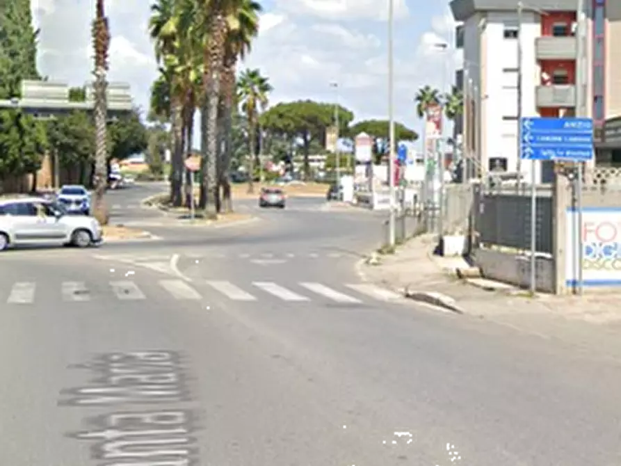 Immagine 3 di Posto auto in vendita  in Via Santa Maria a Nettuno