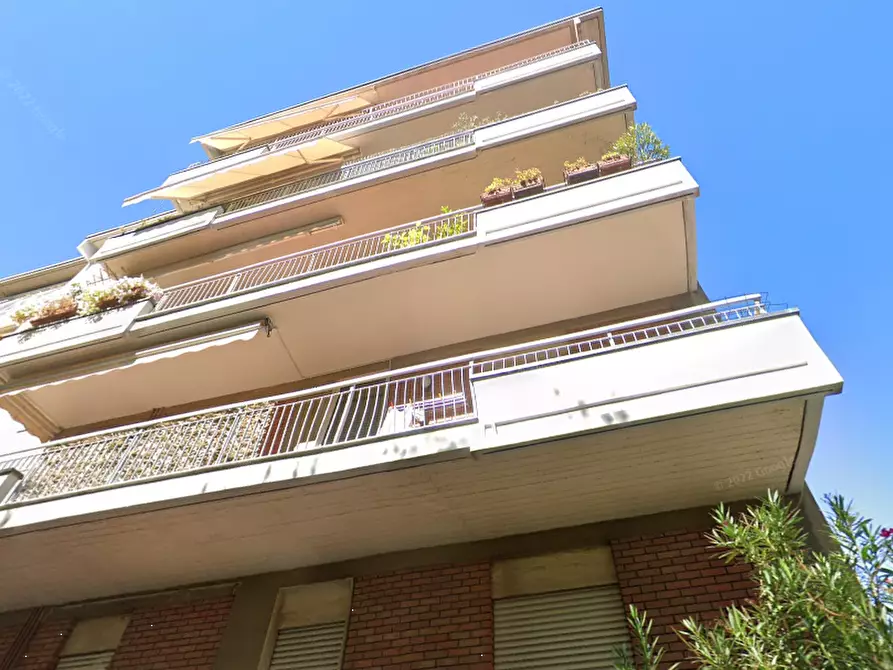 Immagine 5 di Appartamento in vendita  in Via Buratti a Bergamo