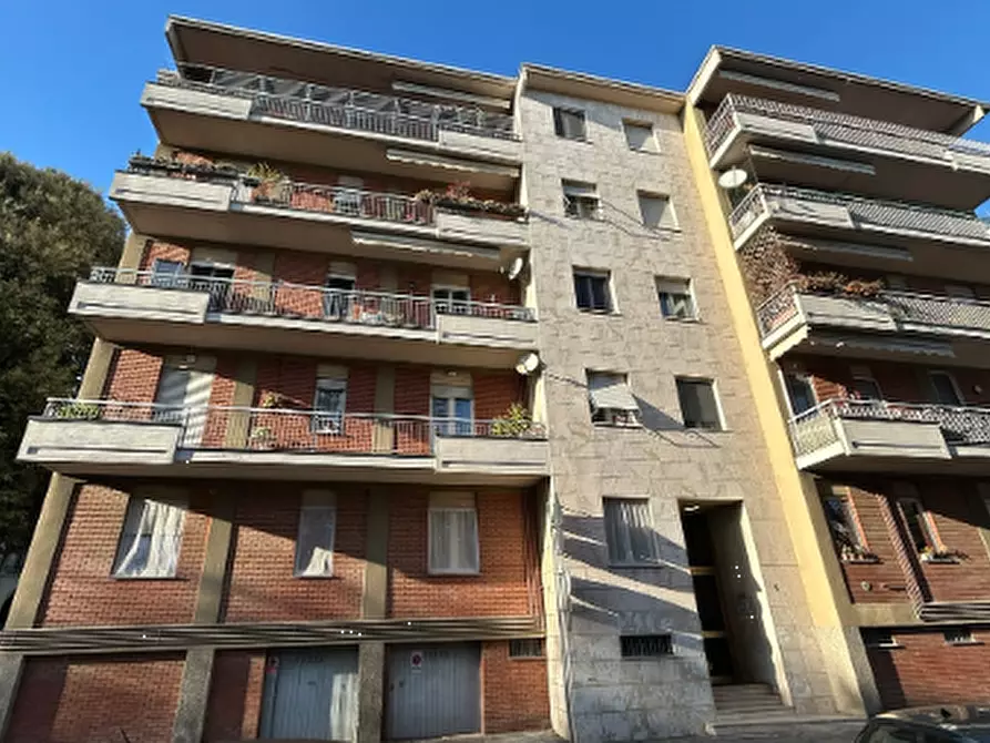 Immagine 7 di Appartamento in vendita  in Via Buratti a Bergamo