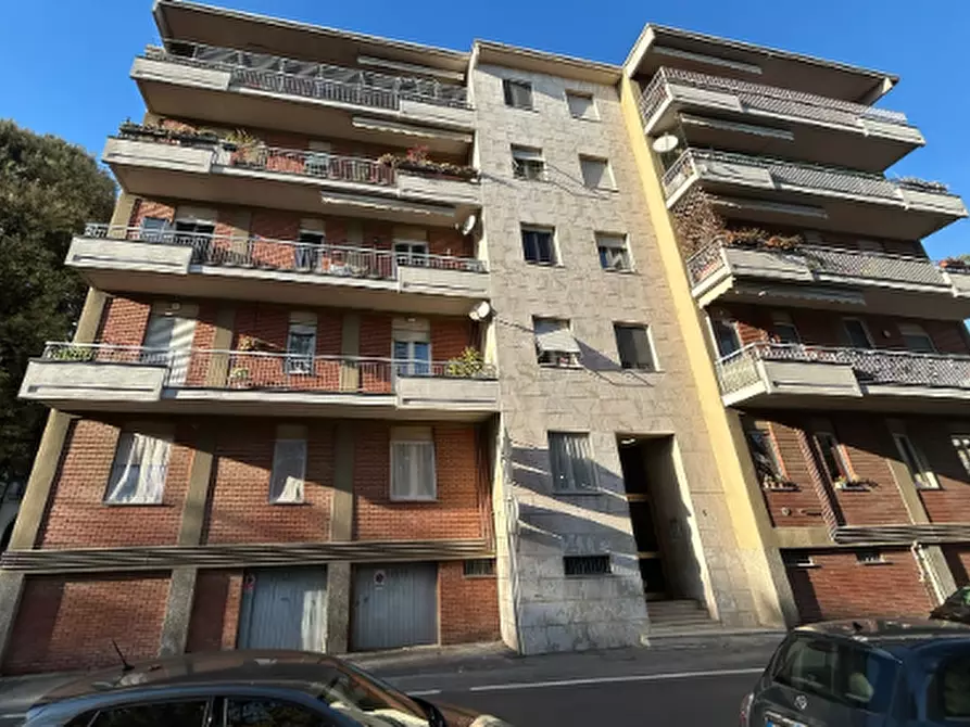 Immagine 10 di Appartamento in vendita  in Via Buratti a Bergamo