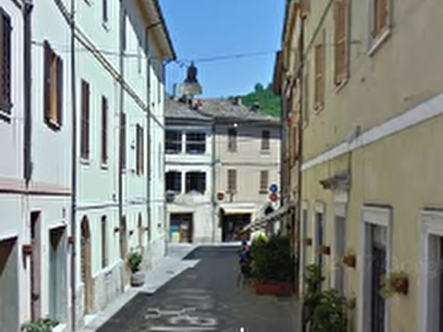 Immagine 7 di Negozio in vendita  in Via G. Marconi a Acqualagna