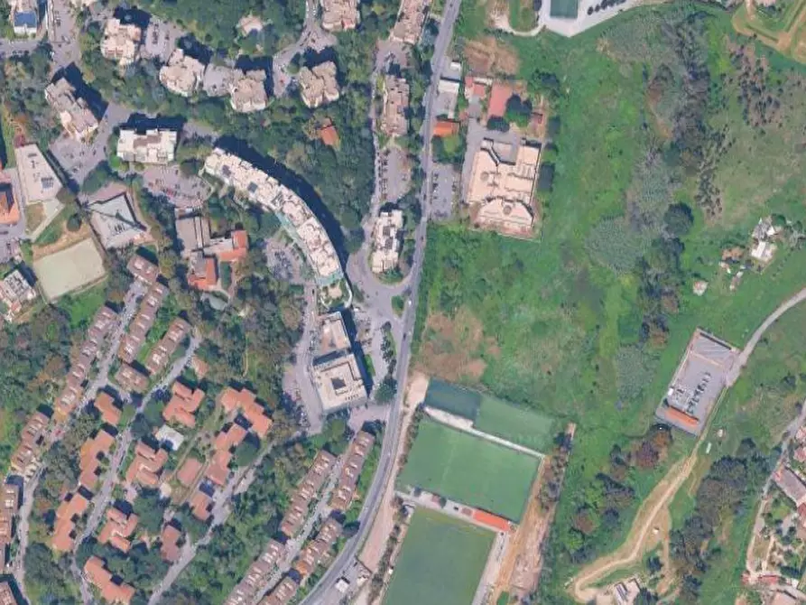 Immagine 1 di Appartamento in vendita  in V. della Pisana a Roma