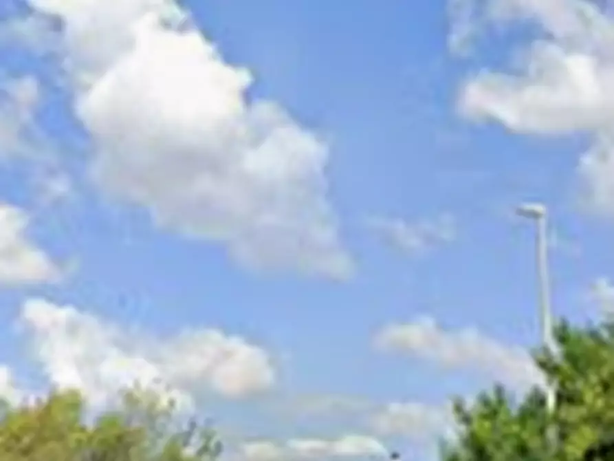 Immagine 9 di Appartamento in vendita  in Via Carezzano a Roma