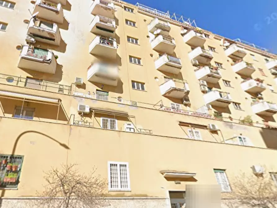 Immagine 2 di Appartamento in vendita  in Via Giuseppe Arimondi a Roma