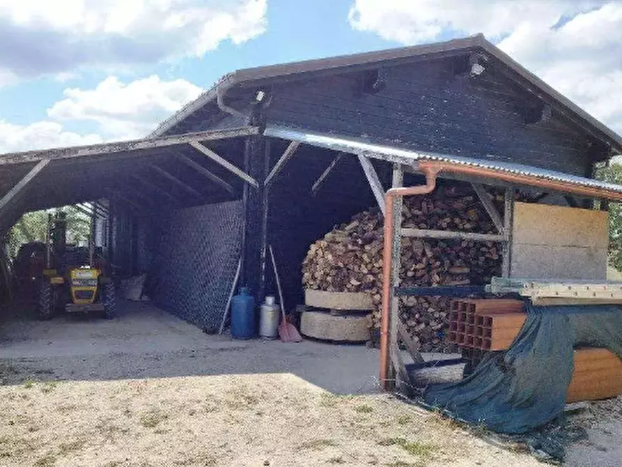 Immagine 12 di Magazzino in vendita  in Località Monteguiduccio a Montefelcino