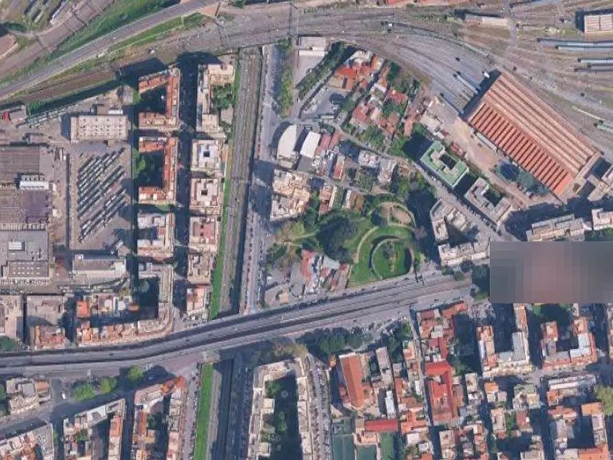 Immagine 12 di Appartamento in vendita  in Via Raimondo Montecuccoli a Roma