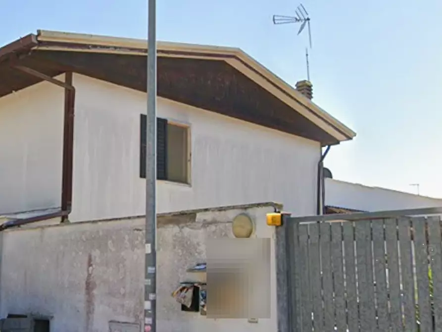 Immagine 8 di Appartamento in vendita  in Via Francesco Salvolini a Roma