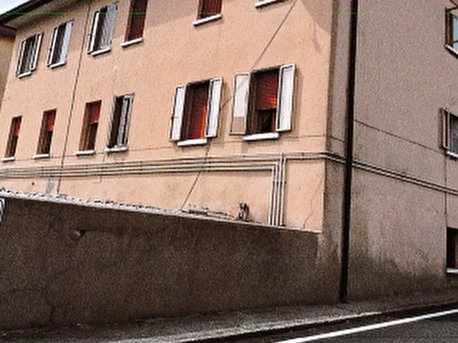 Immagine 7 di Appartamento in vendita  in Via Mezzavia 105 a Due Carrare