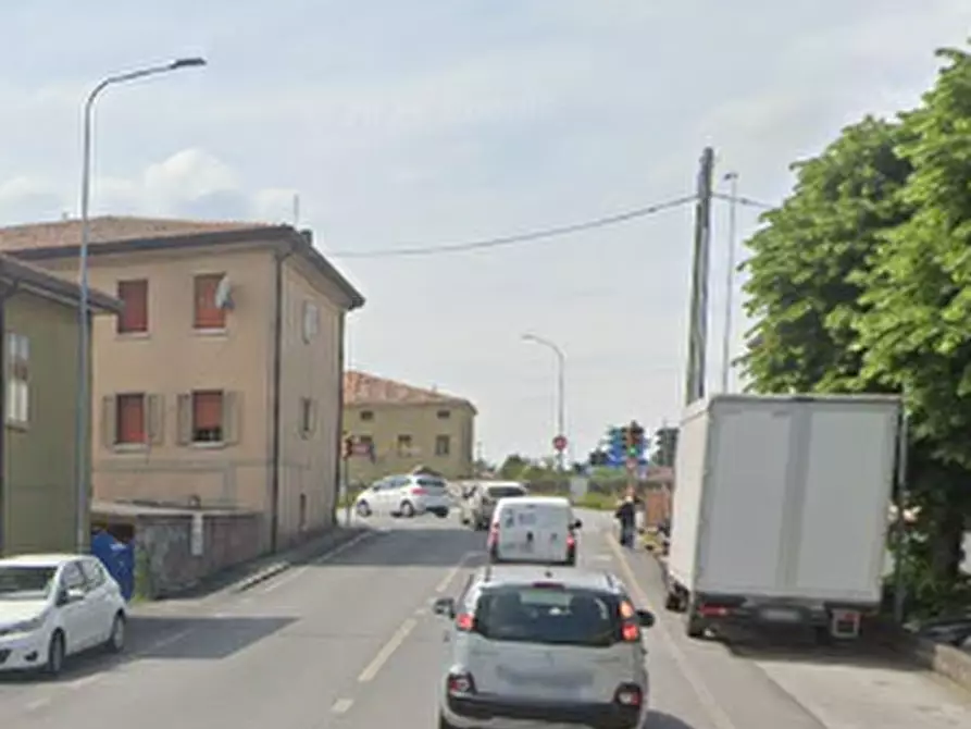 Immagine 13 di Appartamento in vendita  in Via Mezzavia 105 a Due Carrare