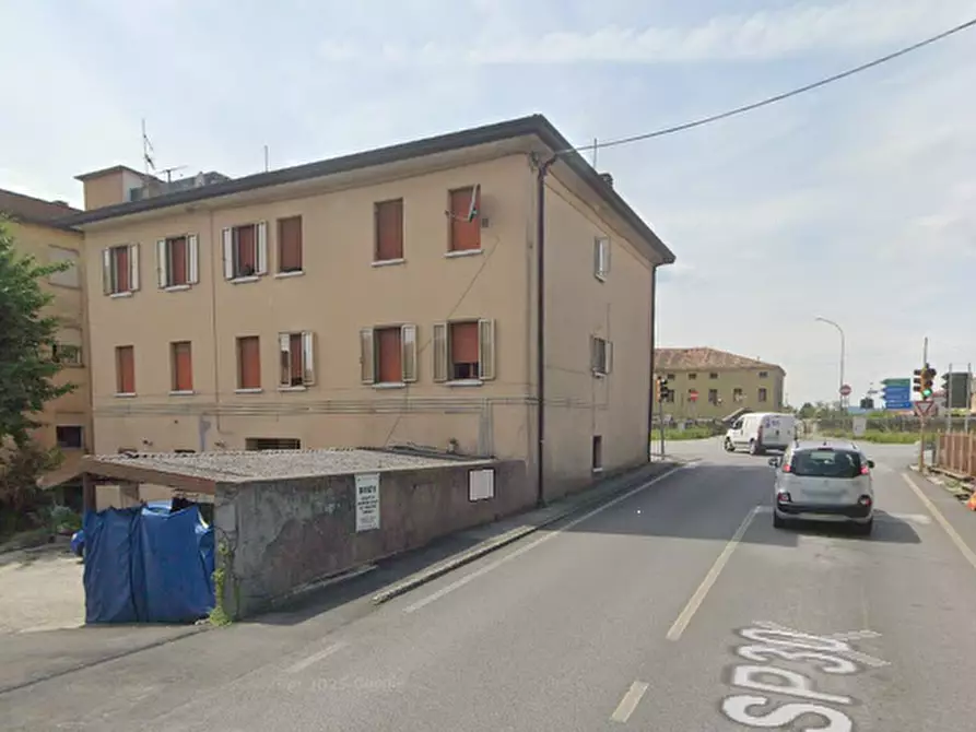 Immagine 15 di Appartamento in vendita  in Via Mezzavia 105 a Due Carrare