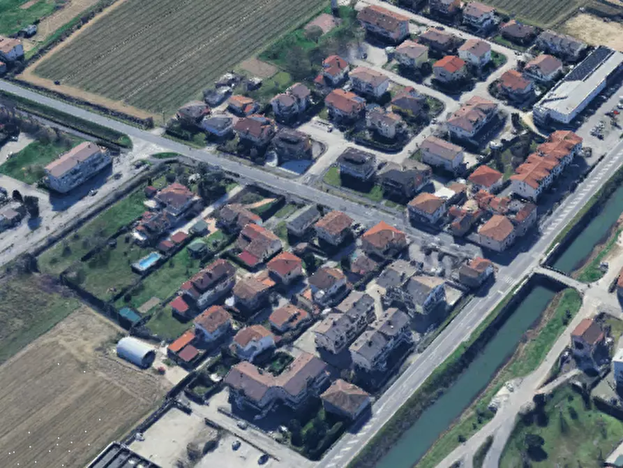 Immagine 19 di Appartamento in vendita  in Via Mezzavia 105 a Due Carrare