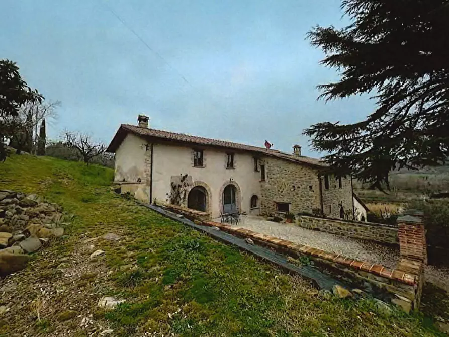 Immagine 2 di Villa in vendita  in SP319 a Magione