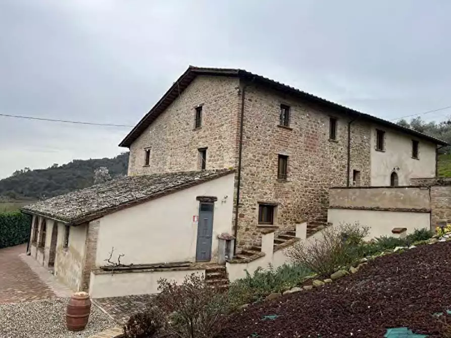 Immagine 5 di Villa in vendita  in SP319 a Magione
