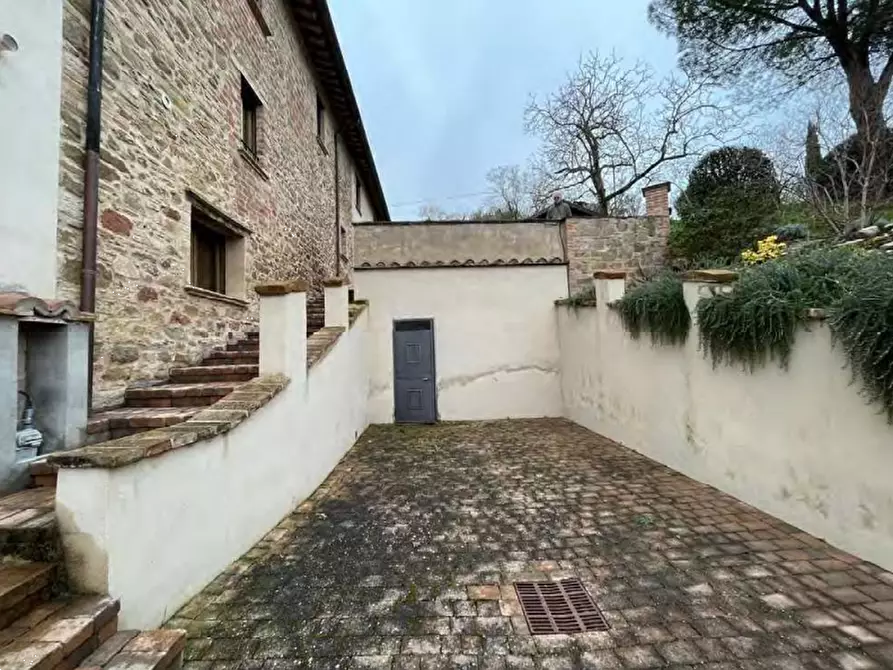 Immagine 12 di Villa in vendita  in SP319 a Magione