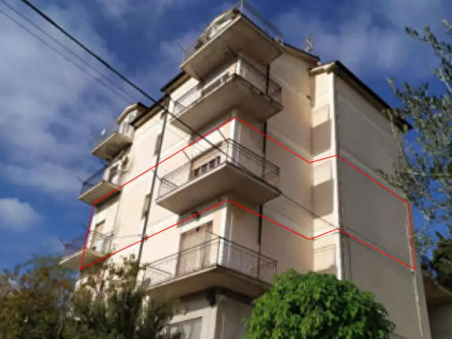 Immagine 1 di Appartamento in vendita  in Contrada Santa Petronilla a Fermo