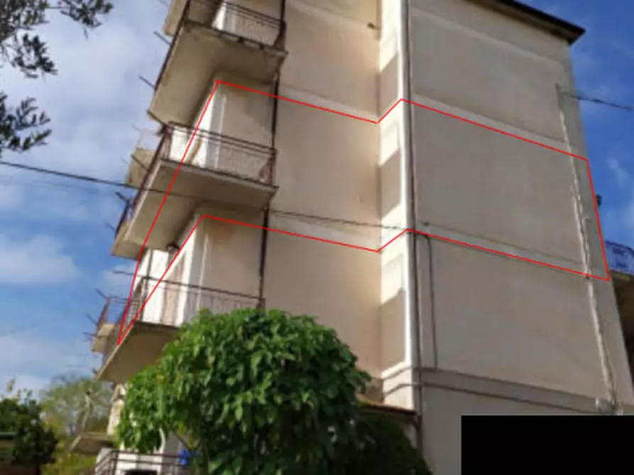 Immagine 2 di Appartamento in vendita  in Contrada Santa Petronilla a Fermo