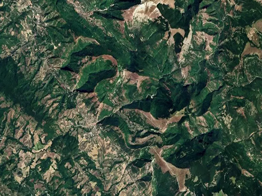 Immagine 21 di Appartamento in vendita  in Via Martiri della Resistenza a Scheggia E Pascelupo