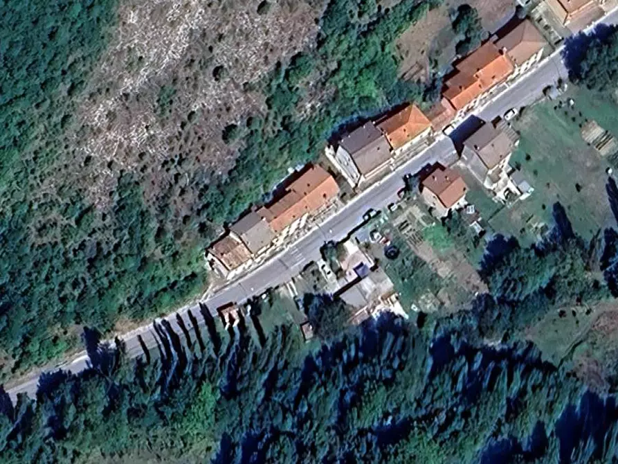 Immagine 27 di Appartamento in vendita  in Via Martiri della Resistenza a Scheggia E Pascelupo