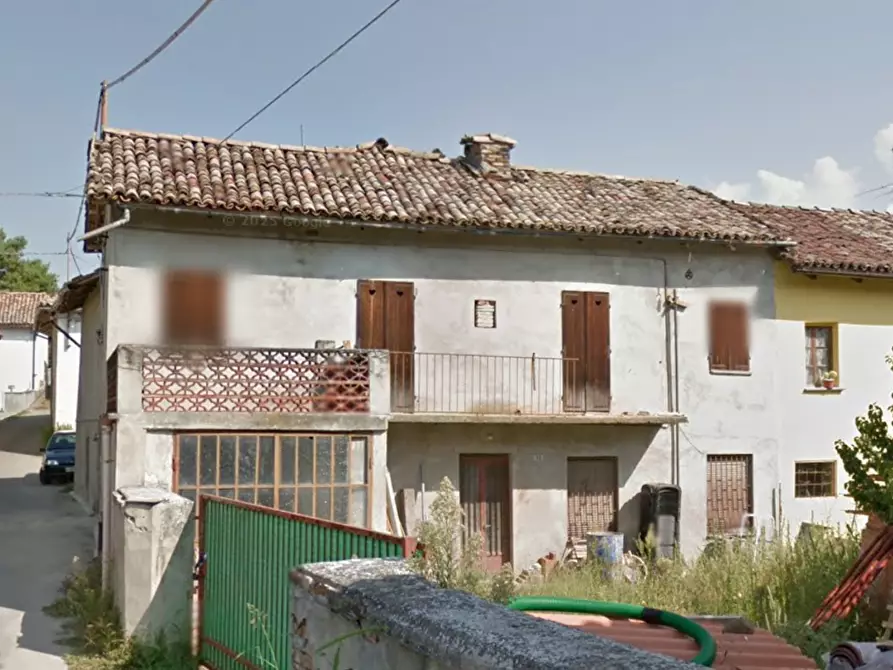 Immagine 3 di Casa indipendente in vendita  in Via Olmo a Castagnole Delle Lanze